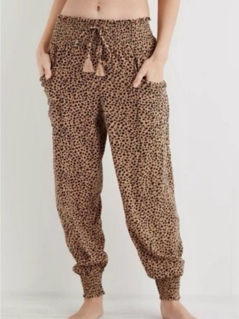 Aerie Brown Cheetah Print Lounging Cozy Pull on Elastic Waist Joggers Pockets M